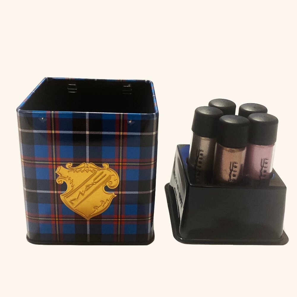 RARE MAC Cool Thrillseekers Pigment Set – Reflects Pearl – Complete 2010 Tartan
